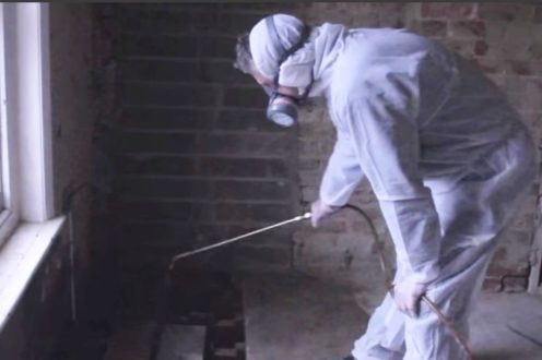 Cold bridge treatment with insulation membrane